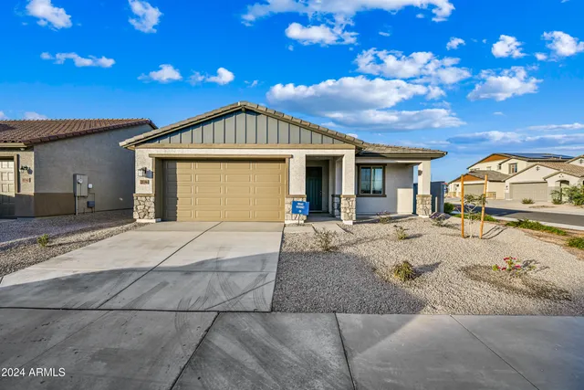 $2,000 | 25146 West Bowker Street, Buckeye, AZ 85326