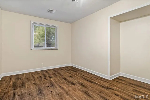 $210,000 | 1738 East Highview Drive, Arnold, MO 63010