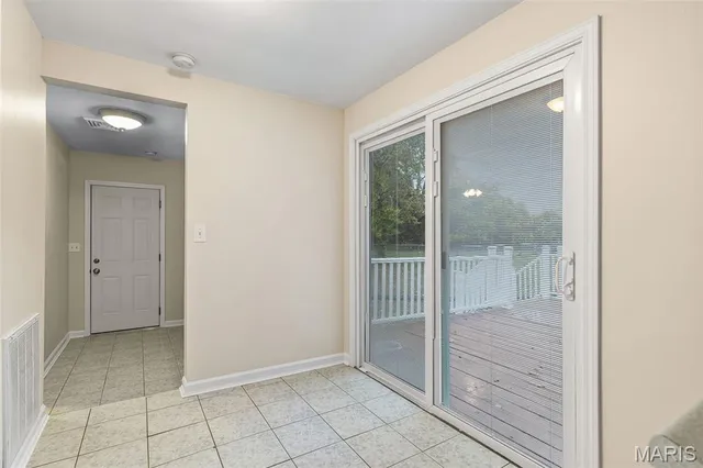 $210,000 | 1738 East Highview Drive, Arnold, MO 63010