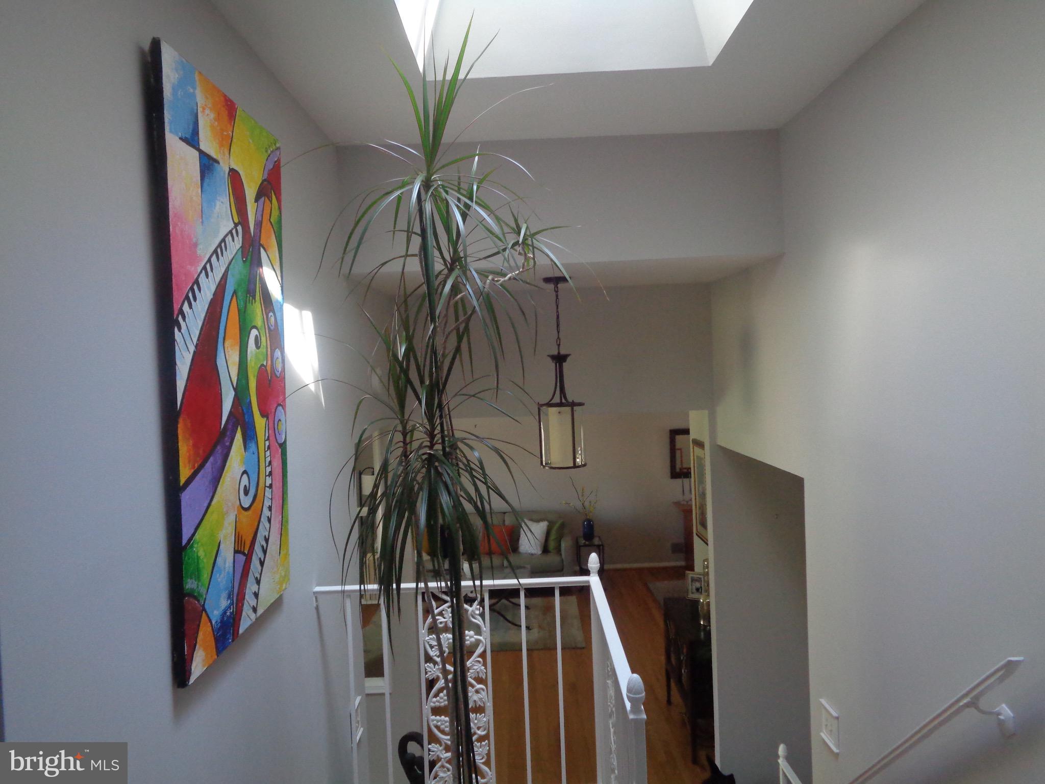10516 Cascade Place Silver Spring, MD 20902 - Photo 12 of 33 Gallery Image 12