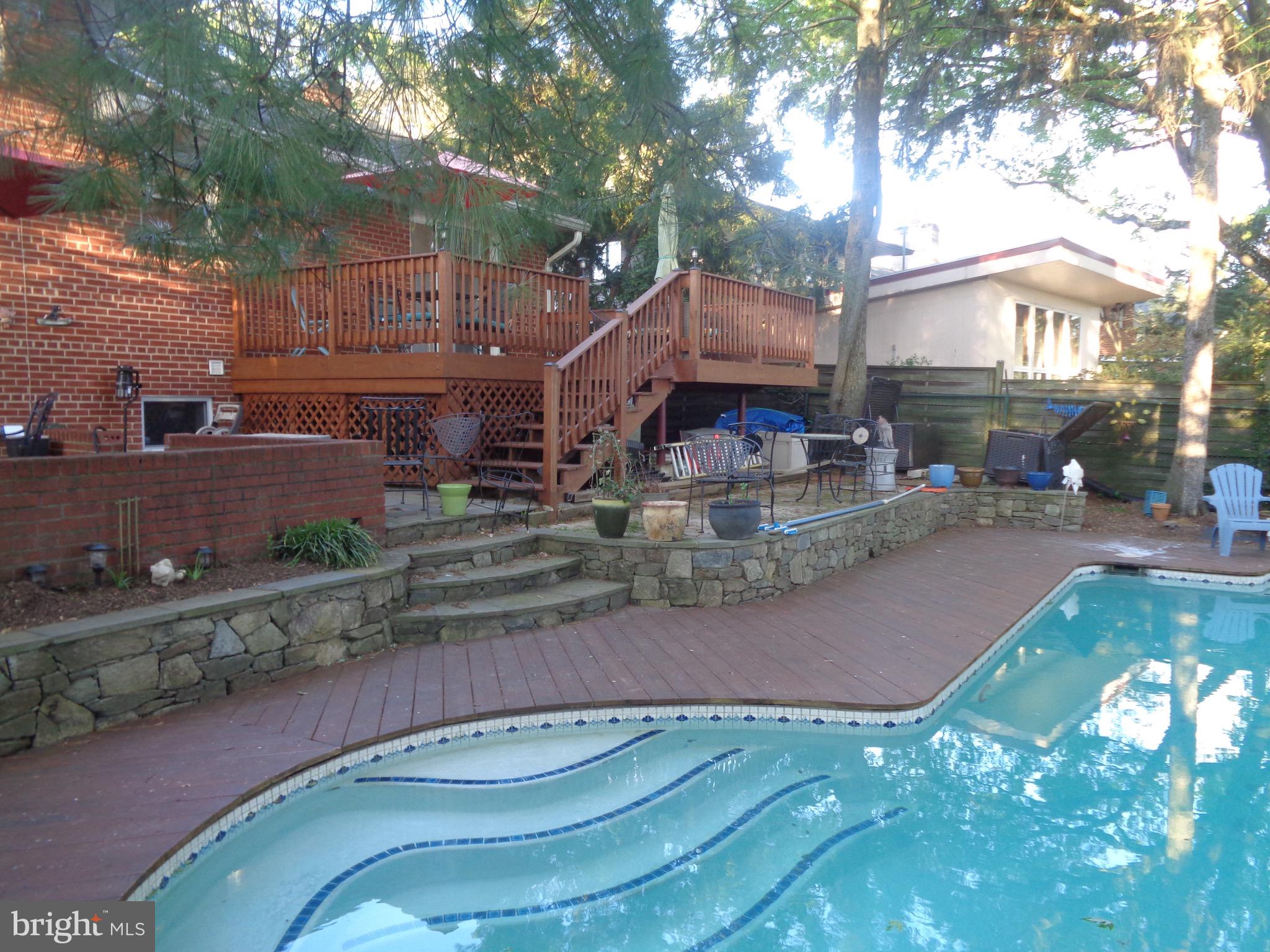 10516 Cascade Place Silver Spring, MD 20902 - Photo 29 of 33 Gallery Image 29
