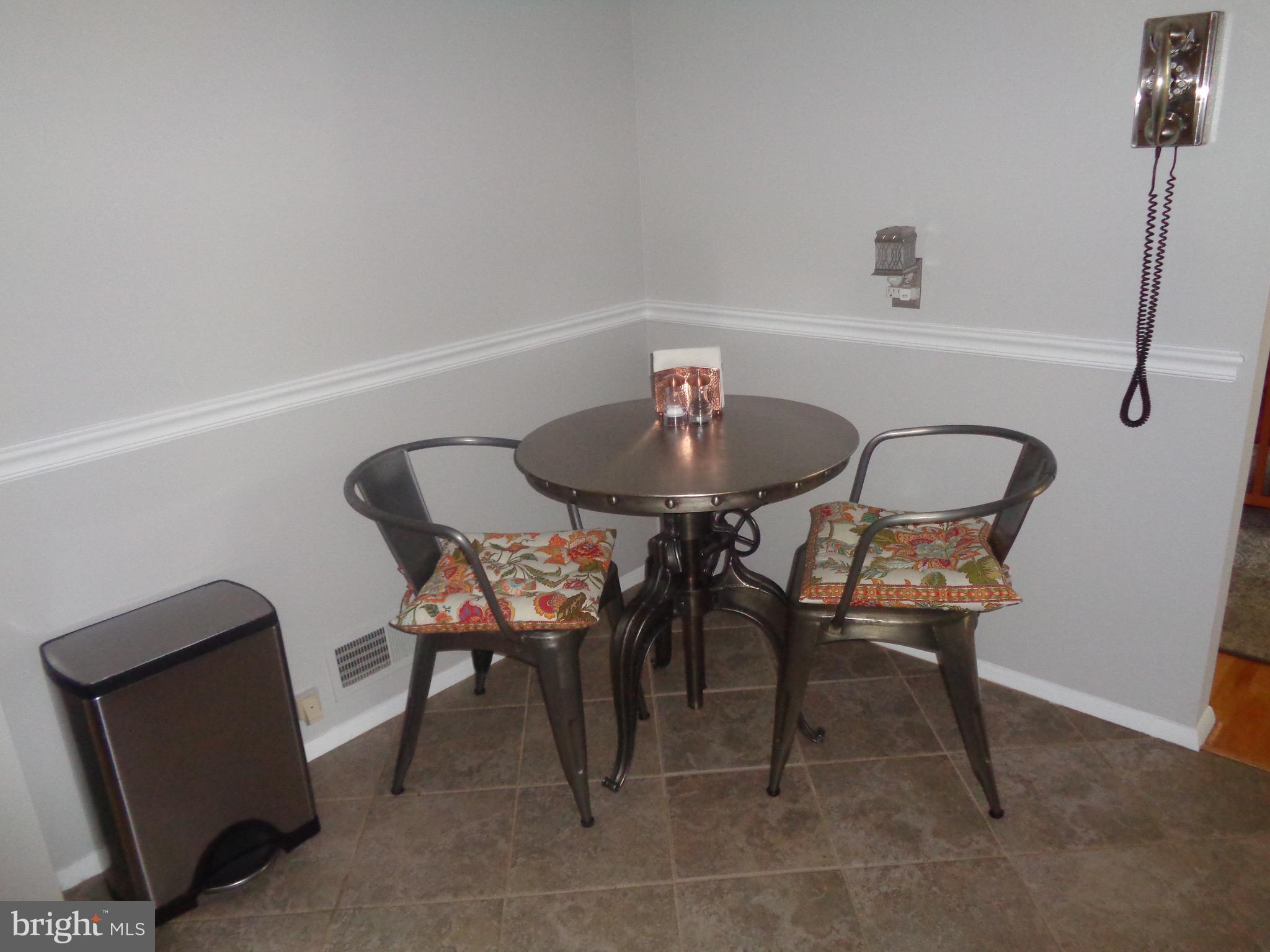 10516 Cascade Place Silver Spring, MD 20902 - Photo 10 of 33 Gallery Image 10
