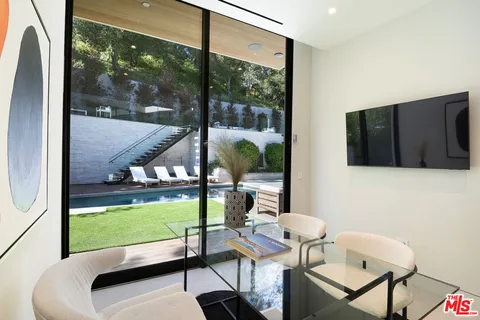 $12,950,000 | 2641 Hutton Drive, Beverly Hills, CA 90210