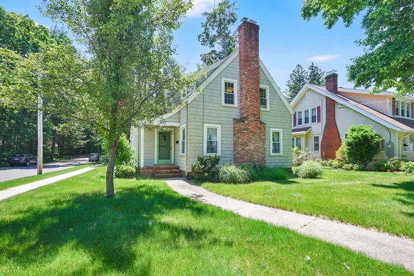 $469,900 | 169 Greenacre Avenue, Longmeadow, MA 01106