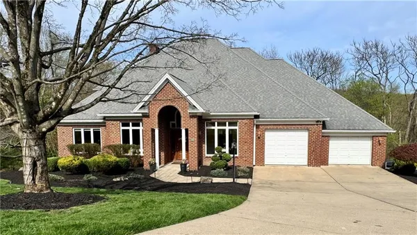 $939,900 | 217 Pine Grove Court, Baden, PA 15005