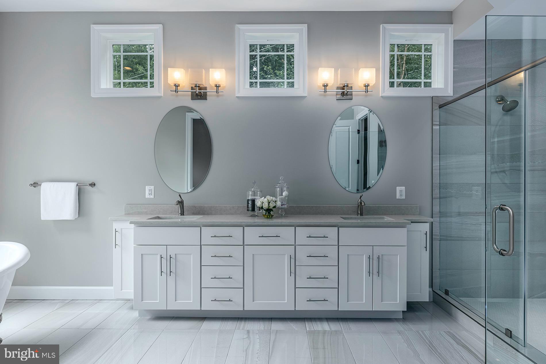 10401 Hunter Station Road Vienna, VA 22181 - Photo 23 of 73 Gallery Image 23