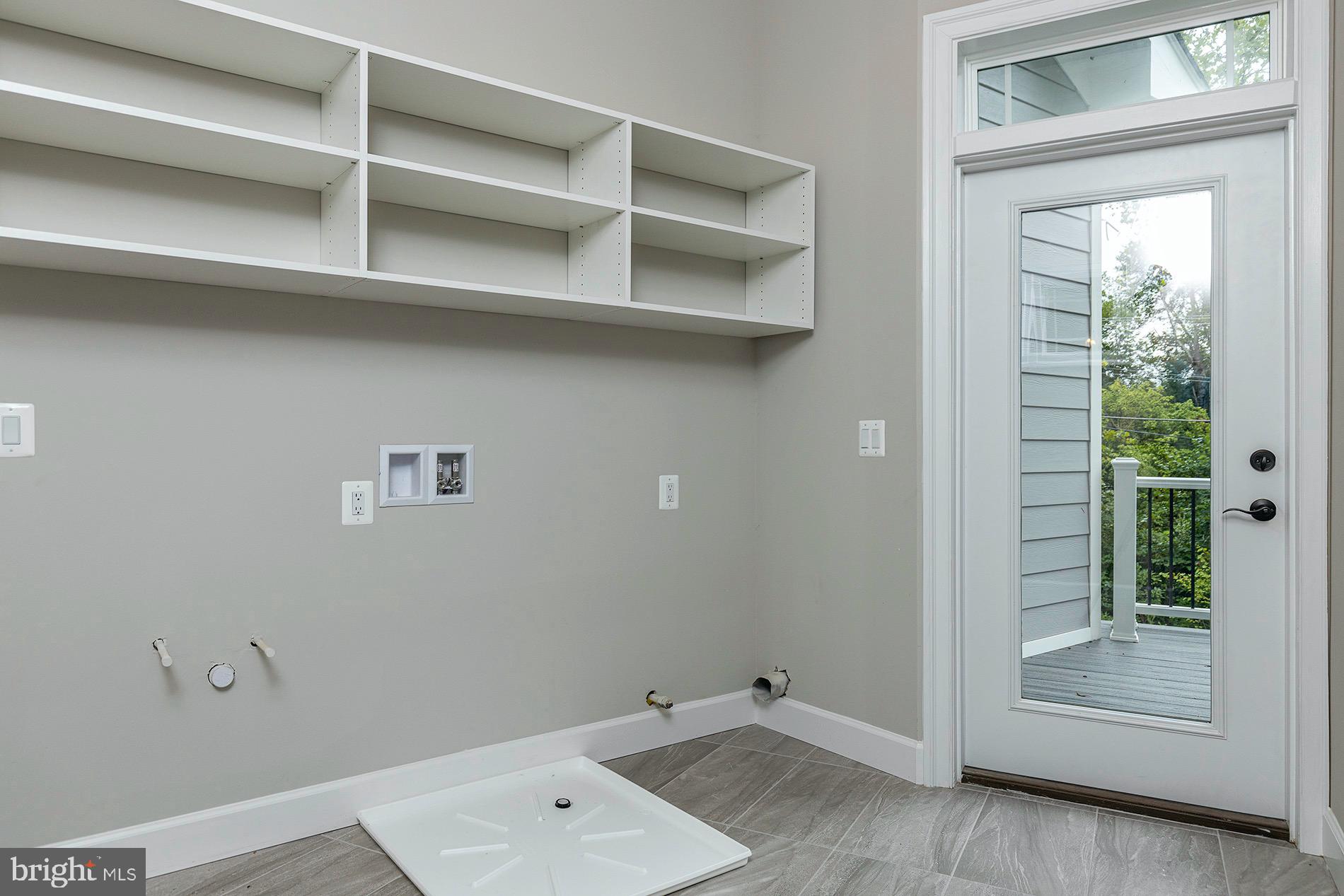 10401 Hunter Station Road Vienna, VA 22181 - Photo 27 of 73 Gallery Image 27