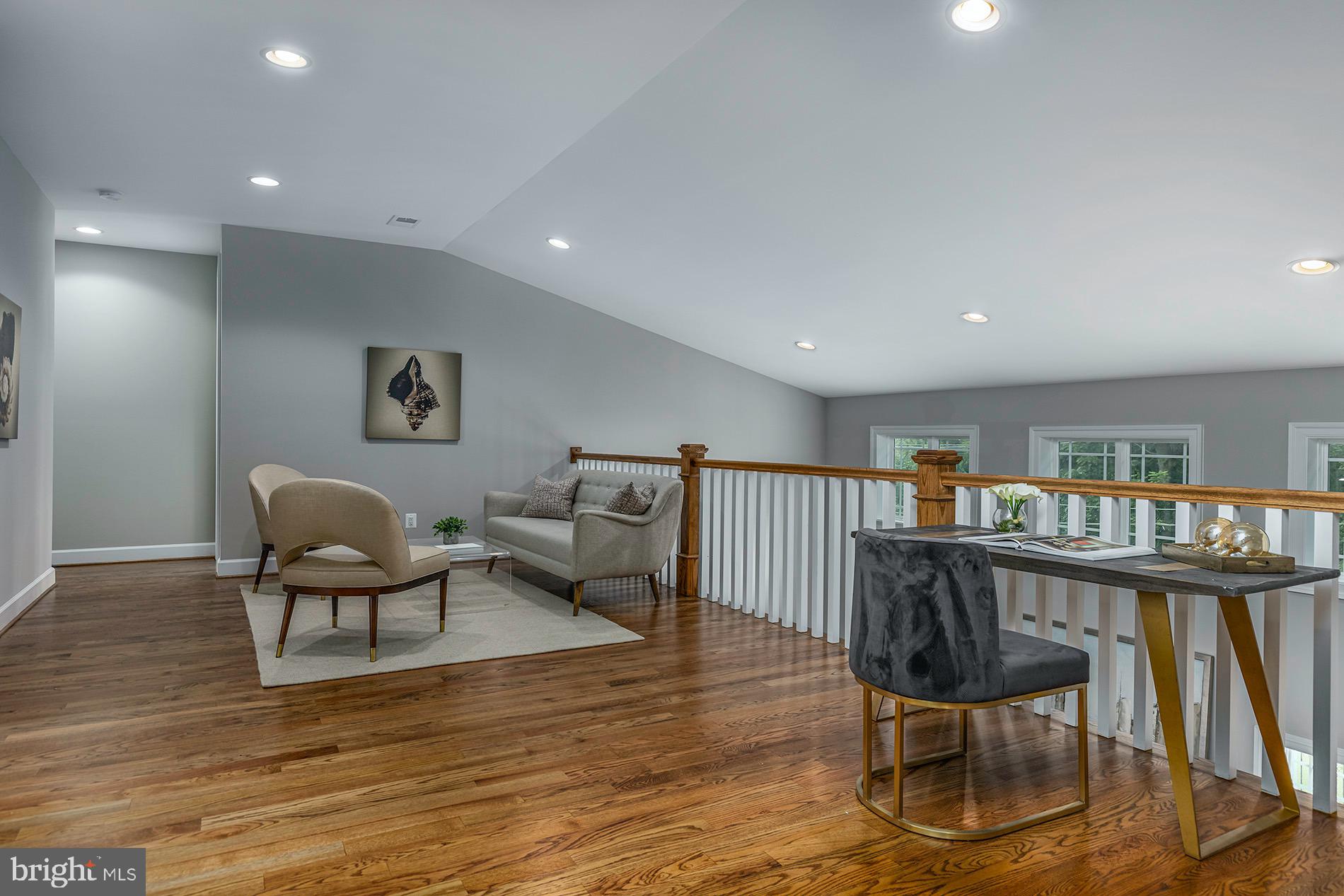10401 Hunter Station Road Vienna, VA 22181 - Photo 29 of 73 Gallery Image 29
