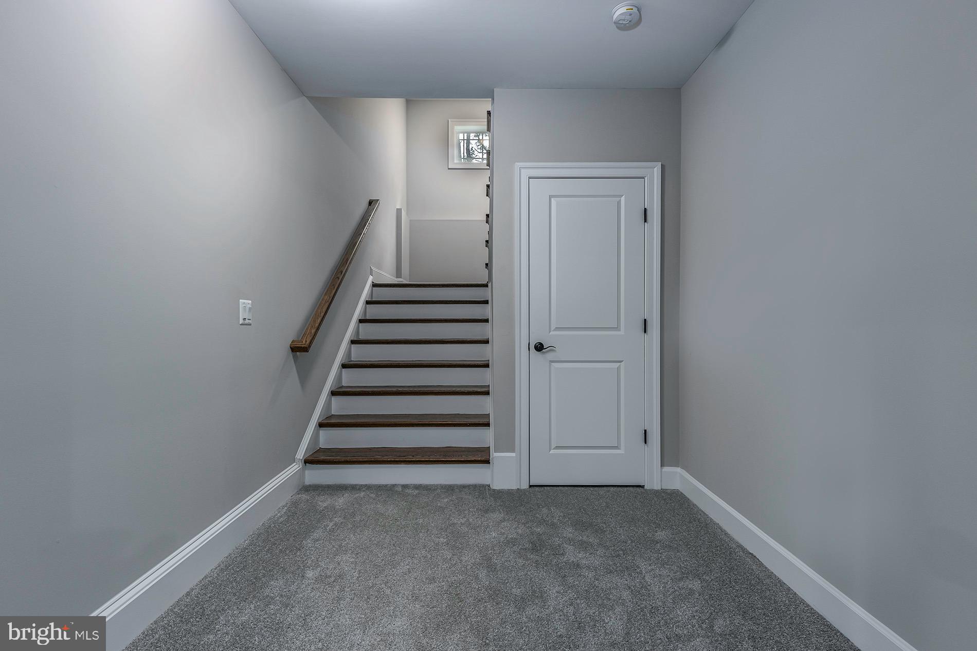 10401 Hunter Station Road Vienna, VA 22181 - Photo 47 of 73 Gallery Image 47