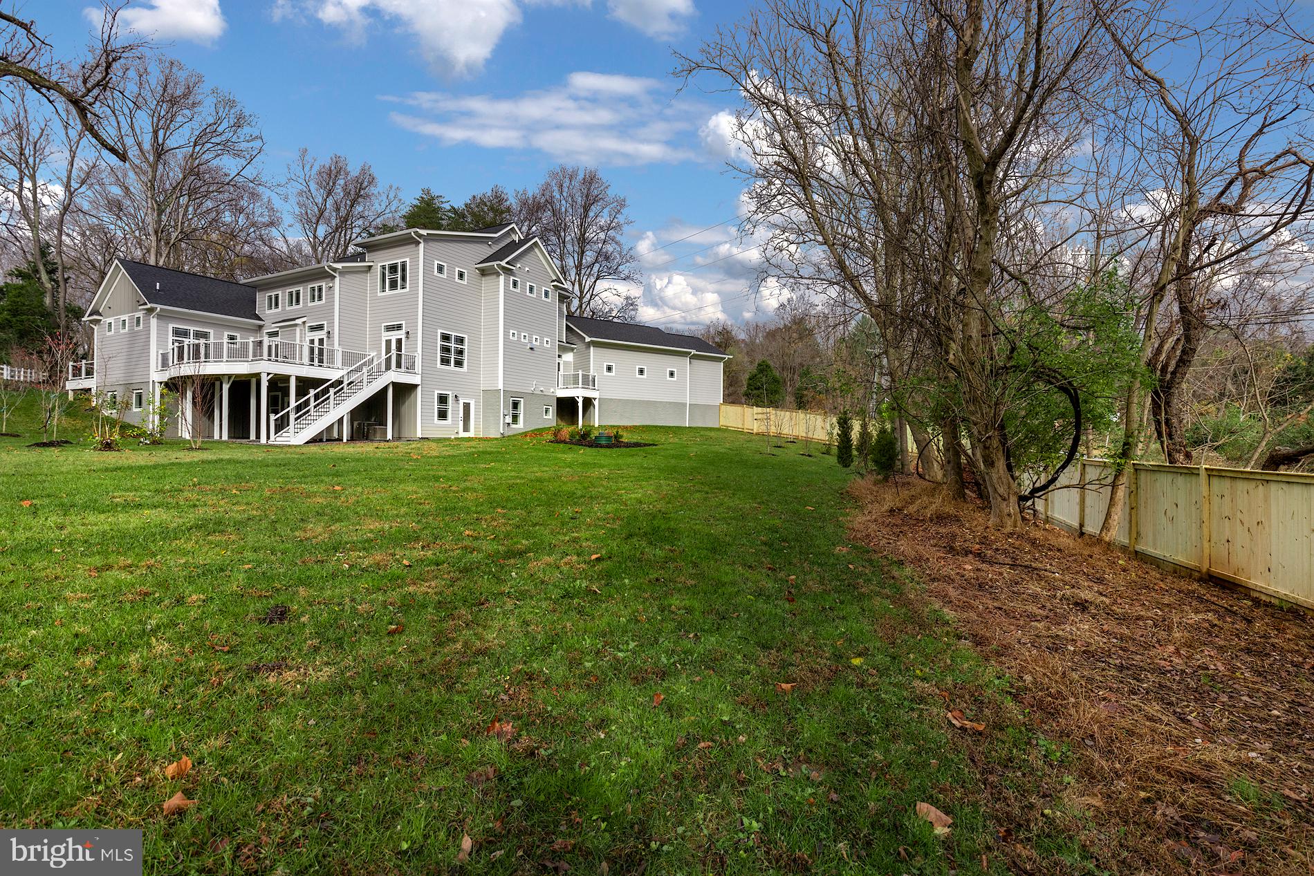 10401 Hunter Station Road Vienna, VA 22181 - Photo 48 of 73 Gallery Image 48