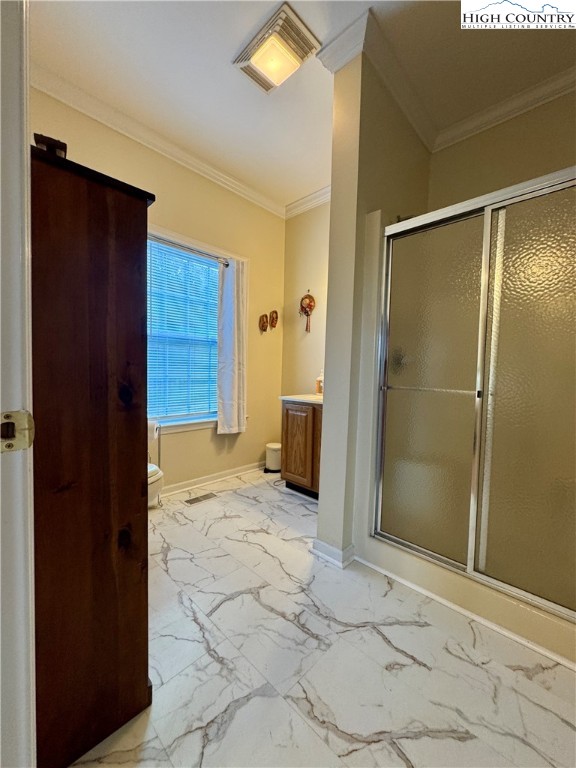 449 Meadow Ridge Drive Jefferson, NC 28640 - Photo 22 of 40 a view of entryway with a bath tub