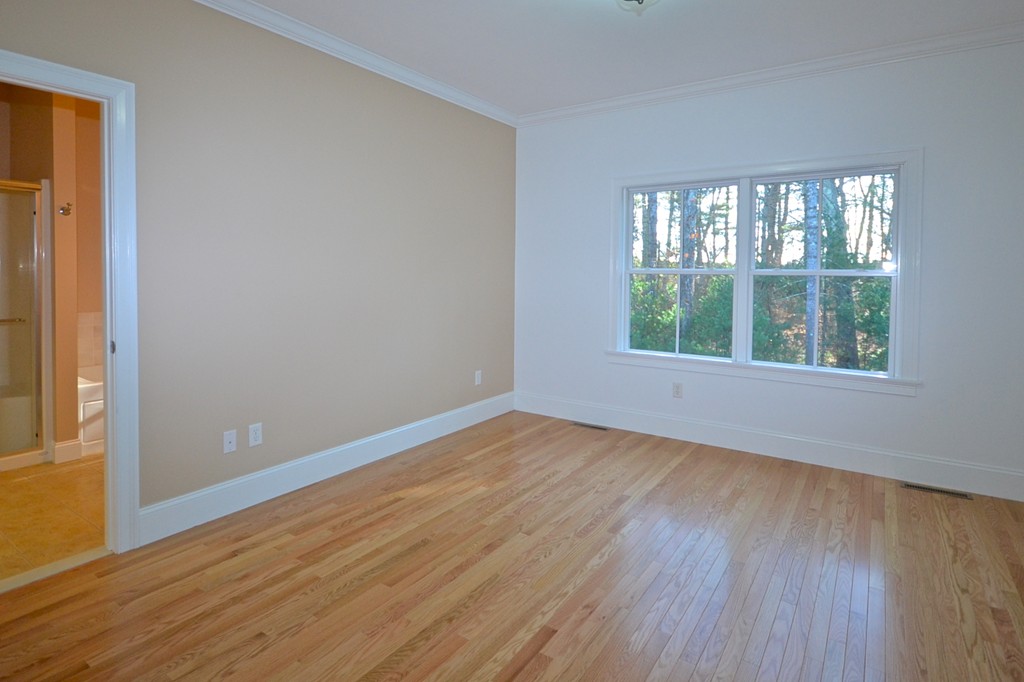 4 Hathaway Pond Circle, Unit 4 Rochester, MA 02770 - Photo 11 of 23 Gallery Image 11