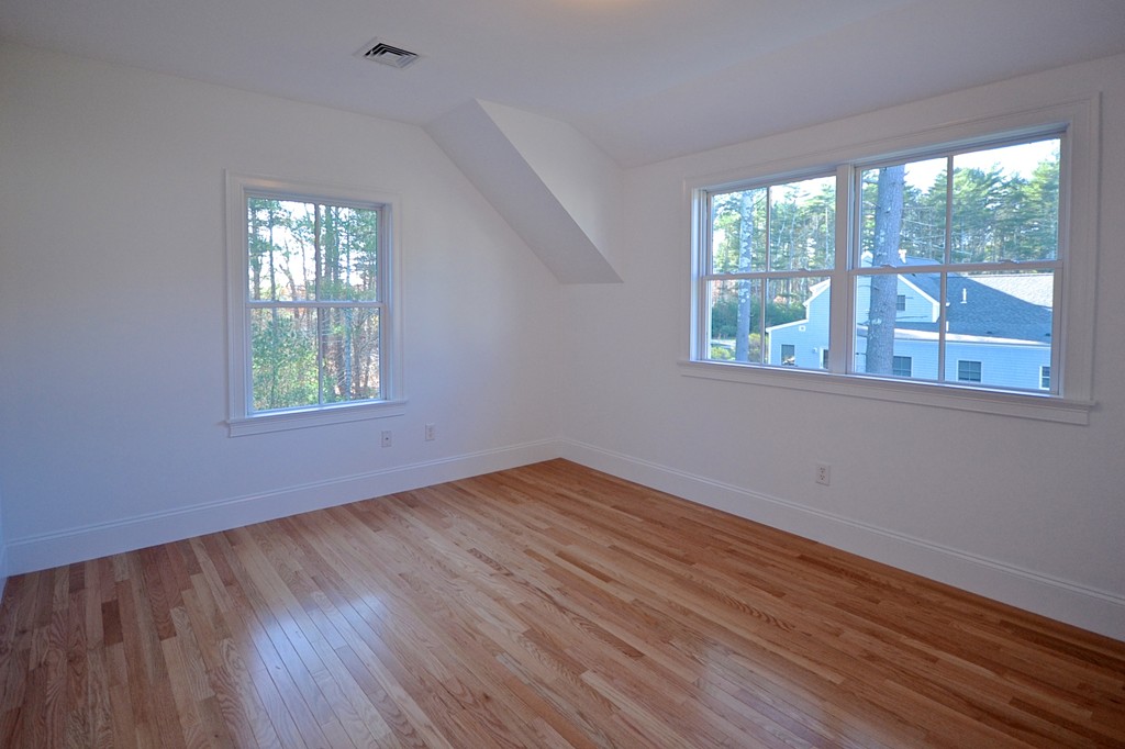 4 Hathaway Pond Circle, Unit 4 Rochester, MA 02770 - Photo 16 of 23 Gallery Image 16