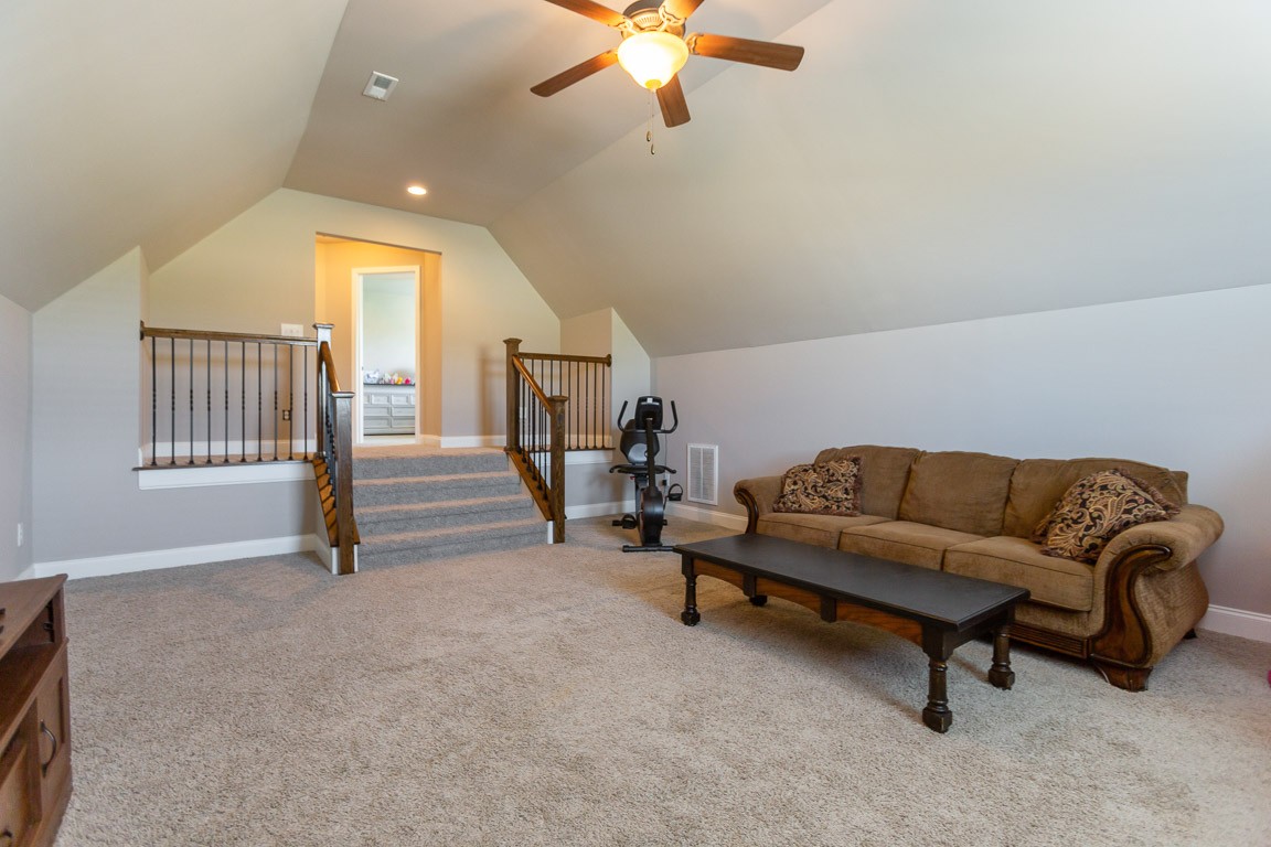 3501 Earhart Road Mount Juliet, TN 37122 - Photo 38 of 42 a living room with furniture and a ceiling fan