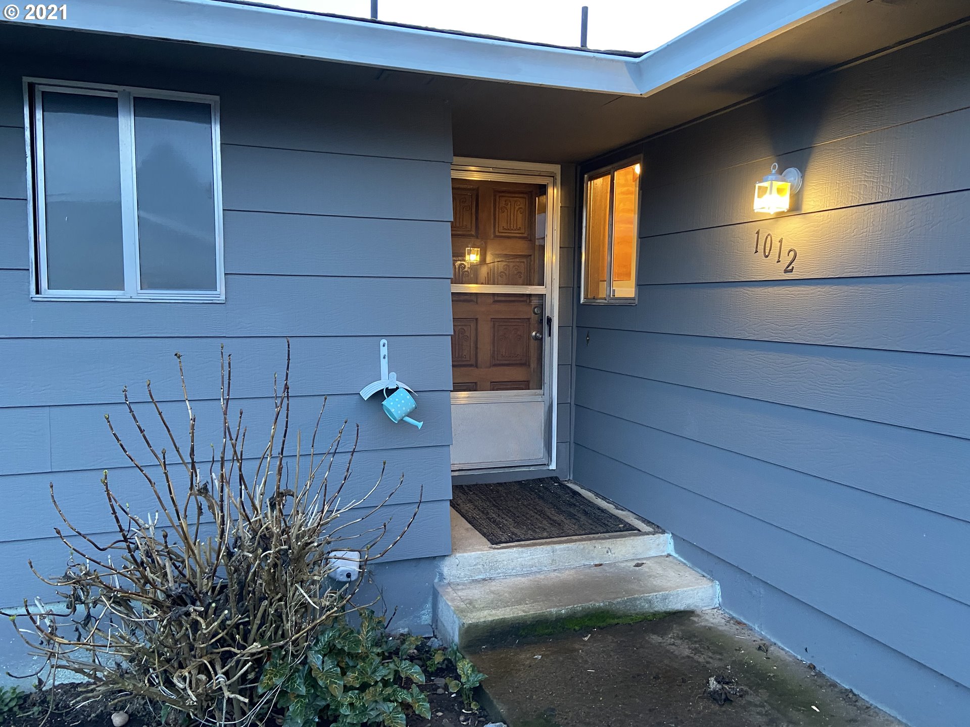1012 55th Place Springfield, OR 97478 - Photo 2 of 31