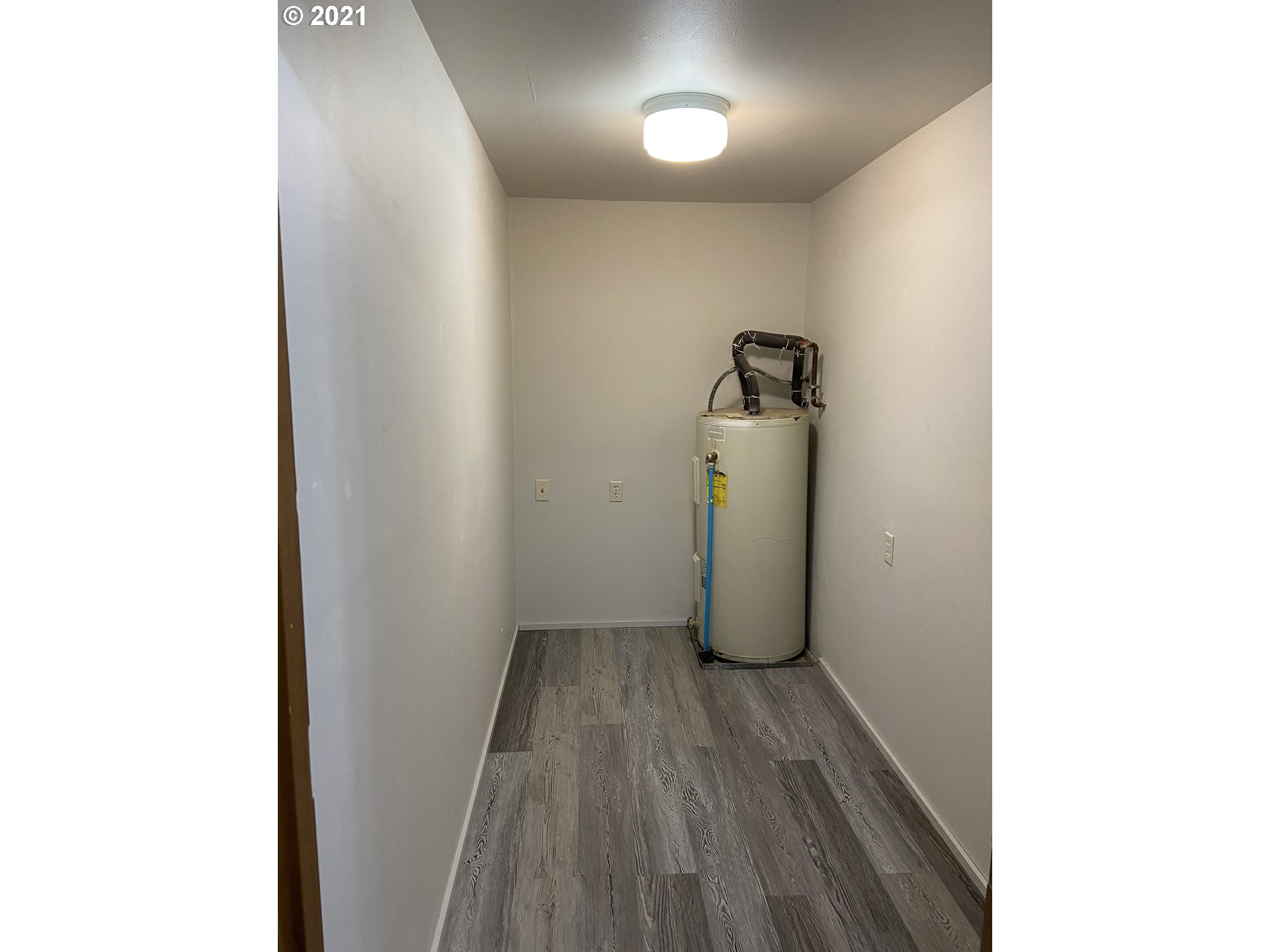 1012 55th Place Springfield, OR 97478 - Photo 15 of 31