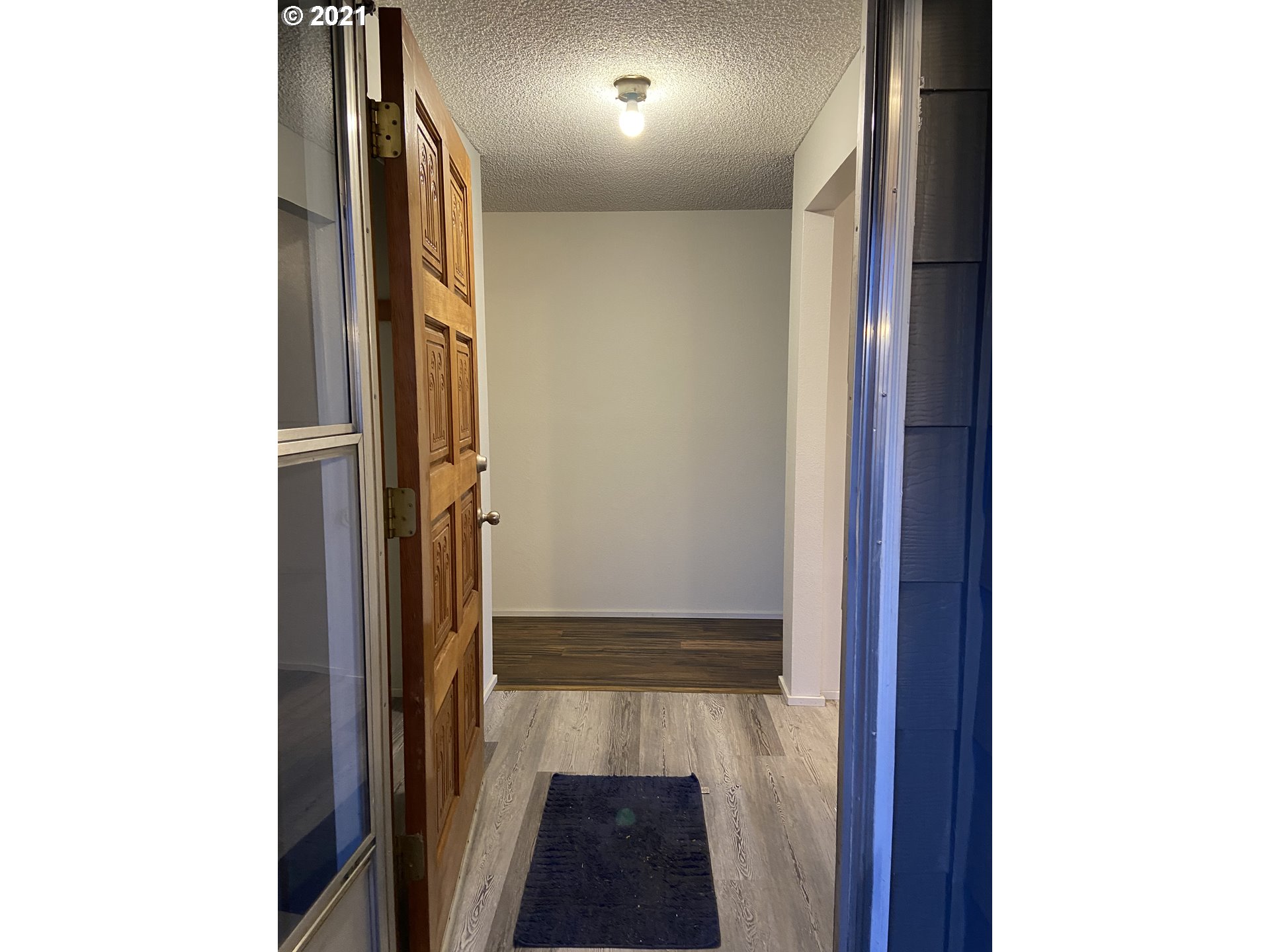 1012 55th Place Springfield, OR 97478 - Photo 3 of 31