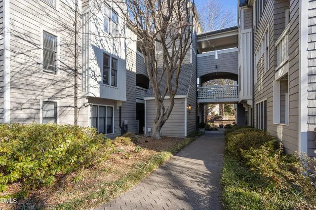 $425,000 | 730 Washington Street, Unit 205, Raleigh, NC 27605