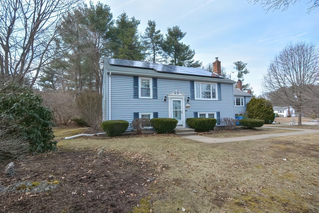 80 Clark Road, Unit 1 Wrentham, MA 02093 - Photo 5 of 40 Gallery Image 5