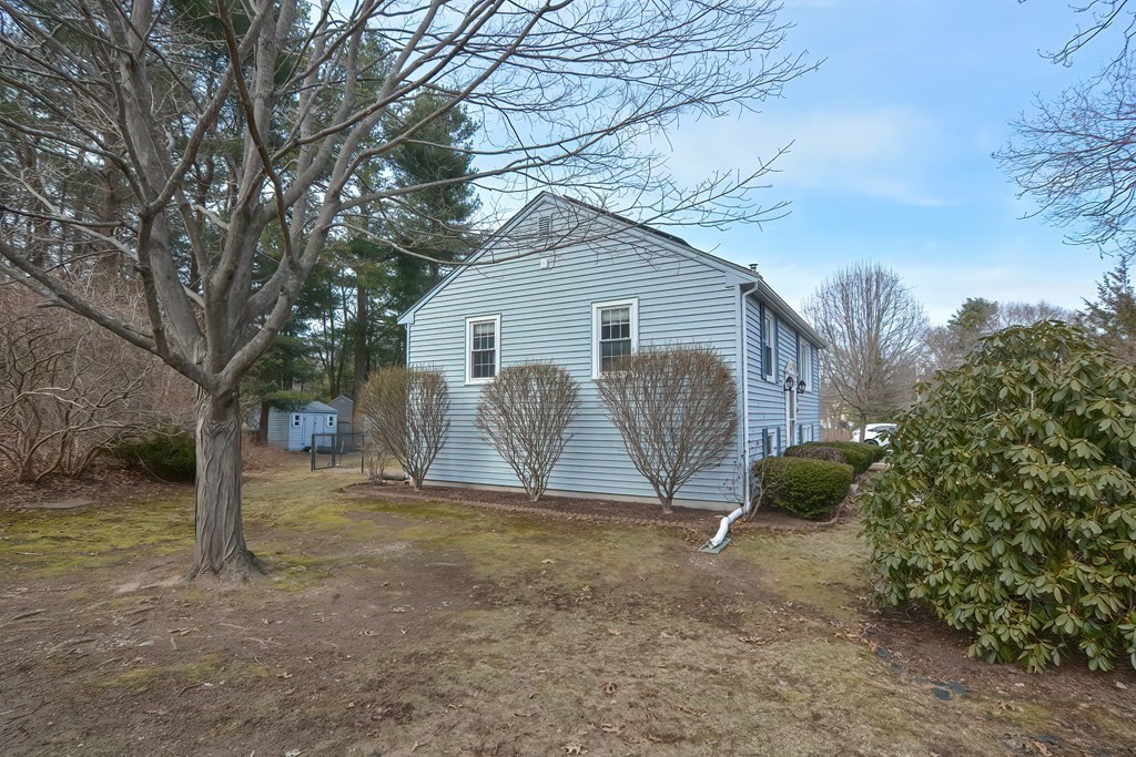 80 Clark Road, Unit 1 Wrentham, MA 02093 - Photo 7 of 40 Gallery Image 7