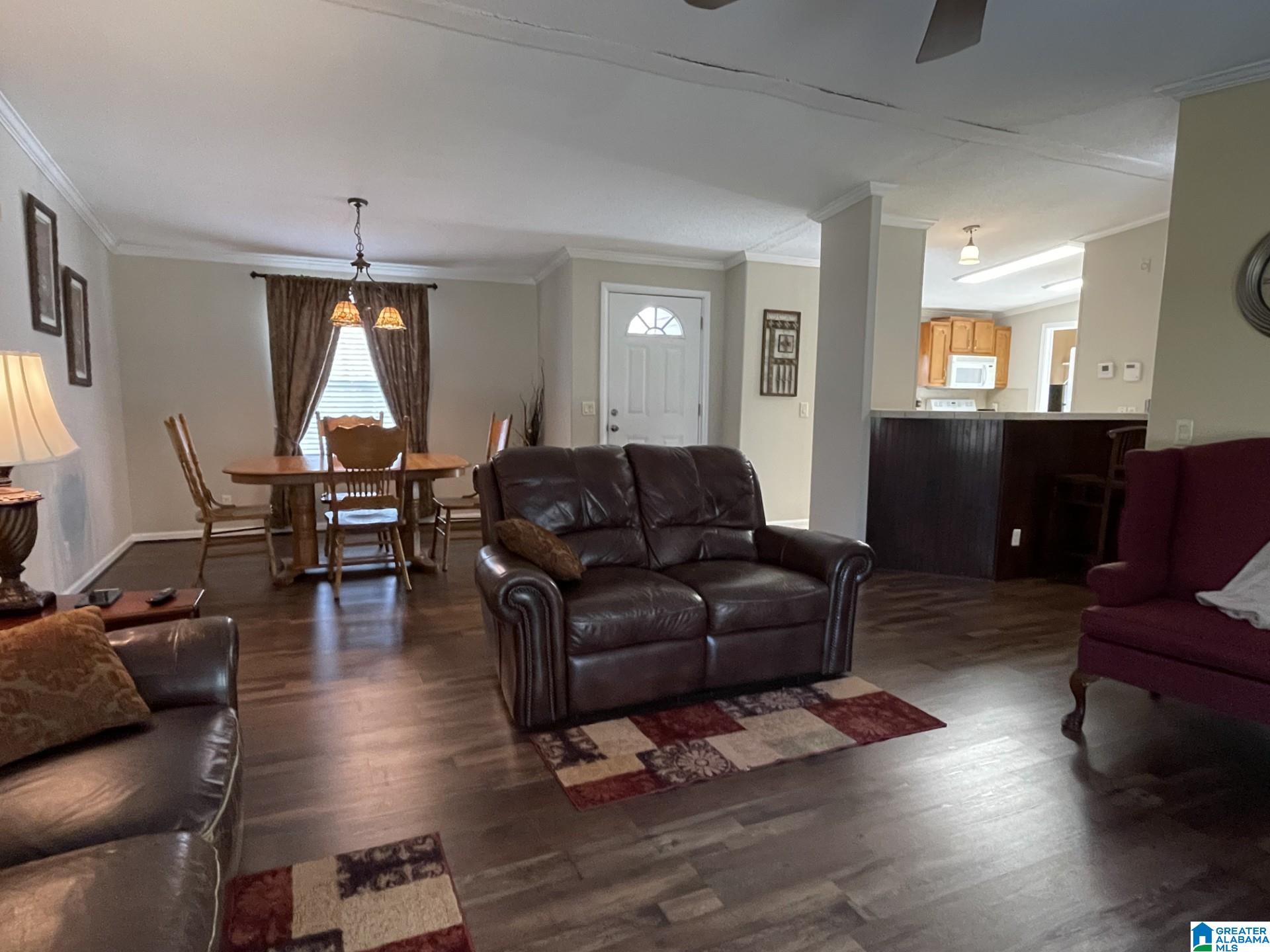 520 Pineview Street Sumiton, AL 35148 - Photo 2 of 34