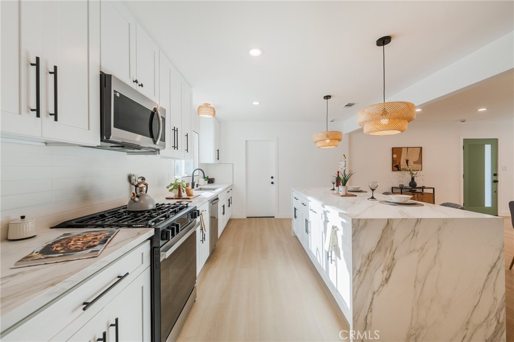 22928 Evalyn Avenue Torrance, CA 90505 - Photo 13 of 35