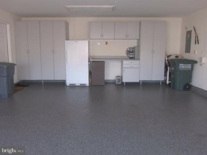 51 Nathaniel Road Holland, PA 18966 - Photo 22 of 25 Garage
