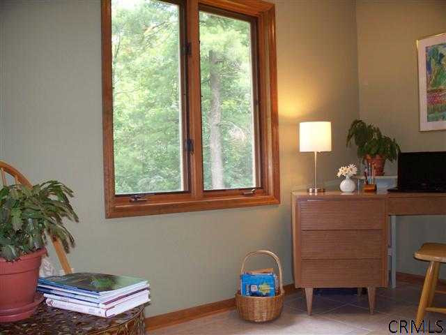 1039 Lamplighter Road Niskayuna, NY 12309 - Photo 11 of 15 Photo 11