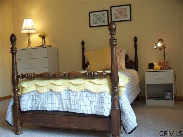 1039 Lamplighter Road Niskayuna, NY 12309 - Photo 12 of 15 Photo 12