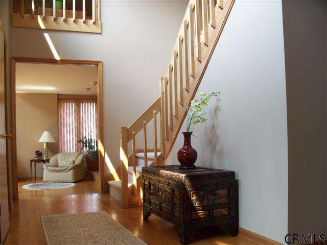 1039 Lamplighter Road Niskayuna, NY 12309 - Photo 3 of 15 Photo 3