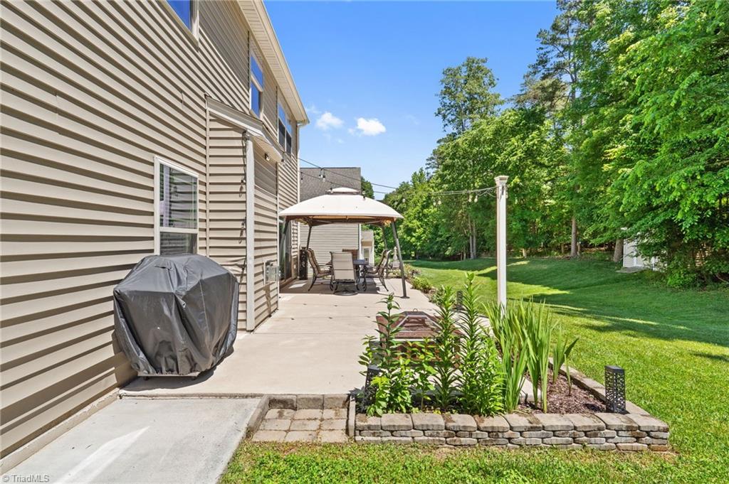 1826 Castle Gate Court High Point, NC 27265 - Photo 44 of 50 Gallery Image 44