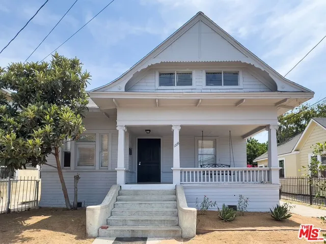 $5,495 | 1228 Fedora Street, Los Angeles, CA 90006