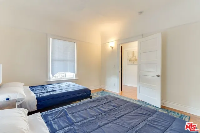 $5,495 | 1228 Fedora Street, Los Angeles, CA 90006