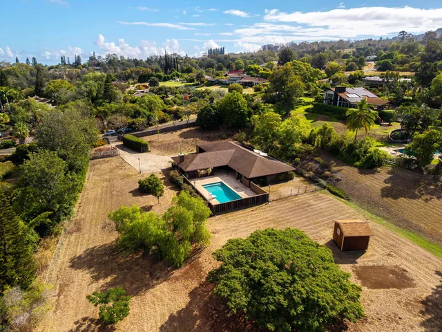 $2,295,000 | 128 Hoopalua Drive, Makawao, HI 96768
