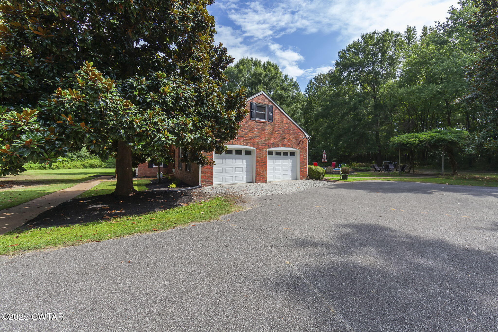 114 Old Stage Road Jackson, TN 38305 - Photo 41 of 48 Side