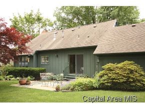 7 Bridge Terrace Springfield, IL 62704 - Photo 2 of 22
