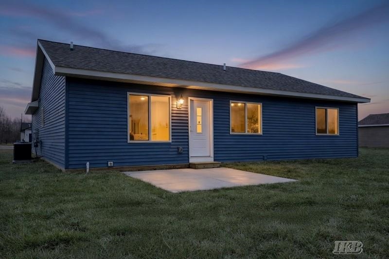 1009 Pheasant Run, Unit 20 Gladwin, MI 48624 - Photo 5 of 28