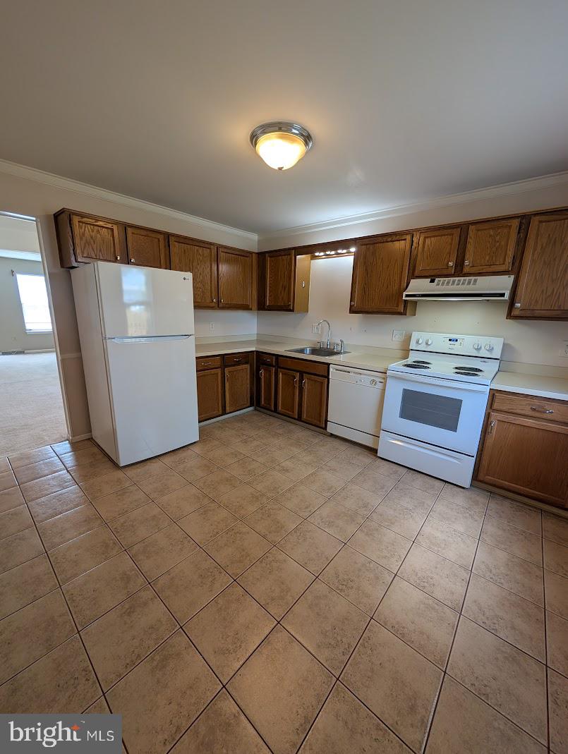 859 Old Silver Springs Road Mechanicsburg, PA 17055 - Photo 24 of 28 a kitchen with a sink and cabinets