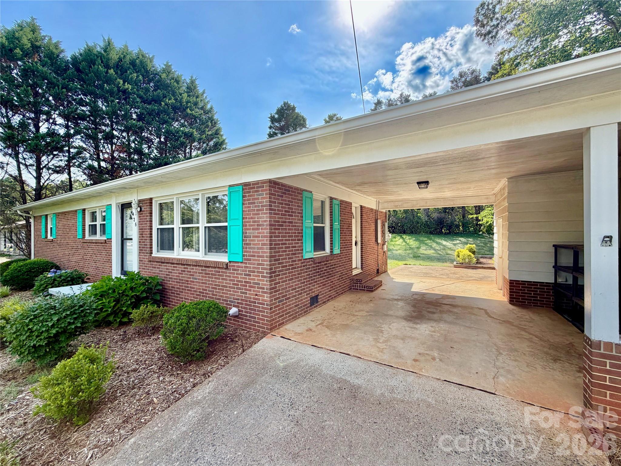 425 Bost Road Morganton, NC 28655 - Photo 3 of 30
