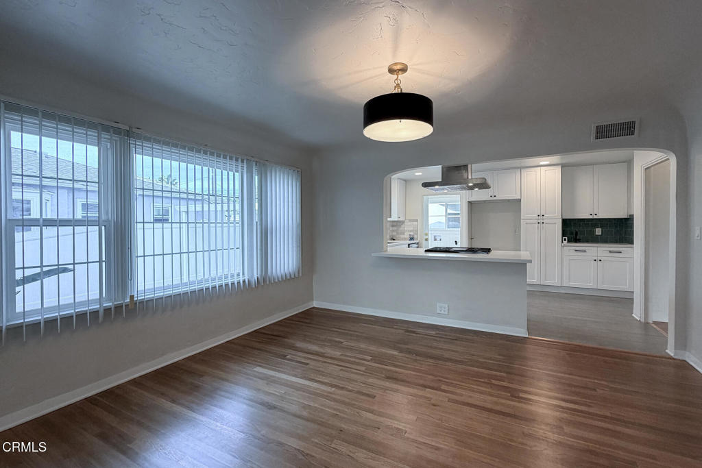 431 Deodar Avenue Oxnard, CA 93030 - Photo 11 of 41