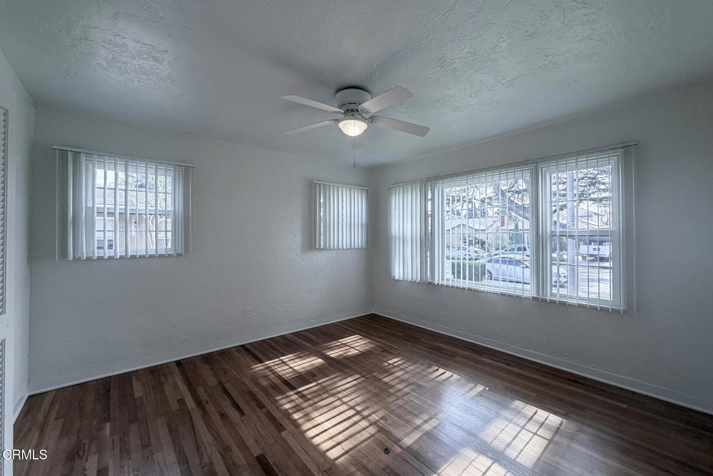 431 Deodar Avenue Oxnard, CA 93030 - Photo 18 of 41