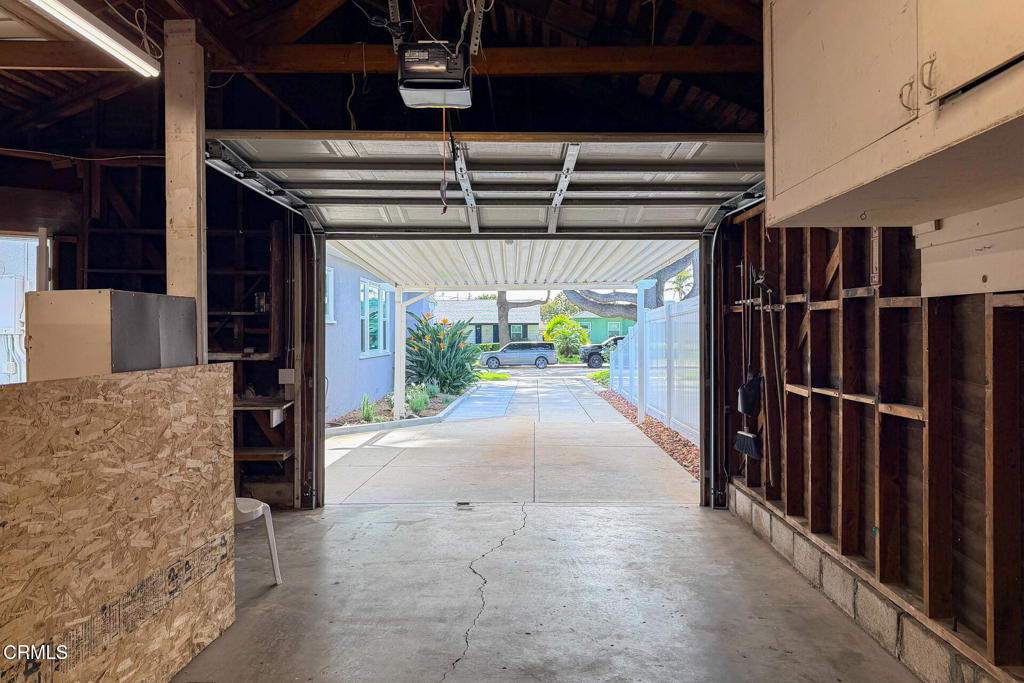 431 Deodar Avenue Oxnard, CA 93030 - Photo 30 of 41