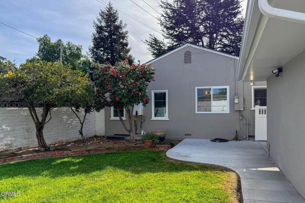 431 Deodar Avenue Oxnard, CA 93030 - Photo 36 of 41