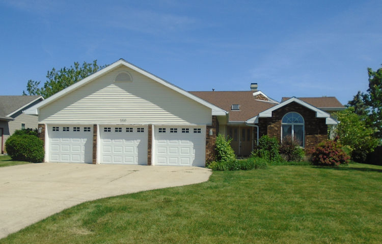1333 Sunset Terrace Rochelle, IL 61068 - Photo 1 of 20