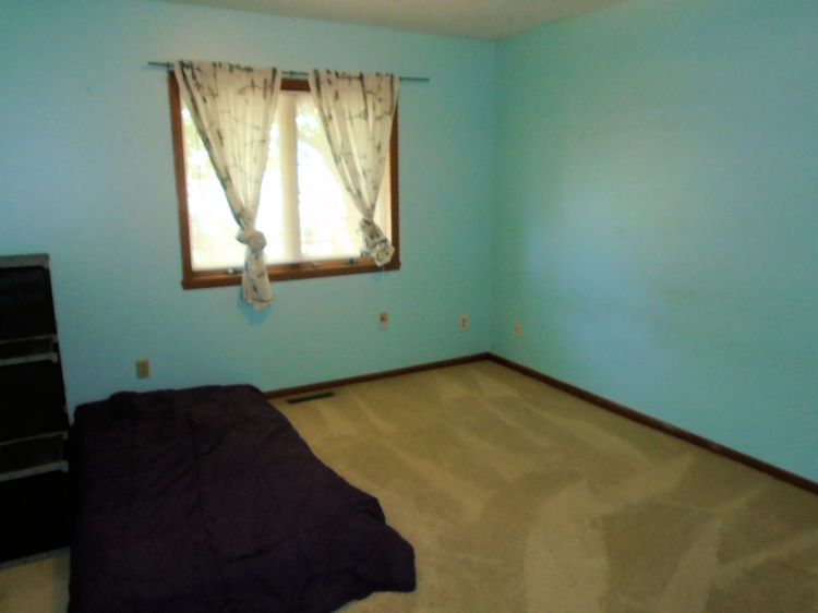 1333 Sunset Terrace Rochelle, IL 61068 - Photo 14 of 20