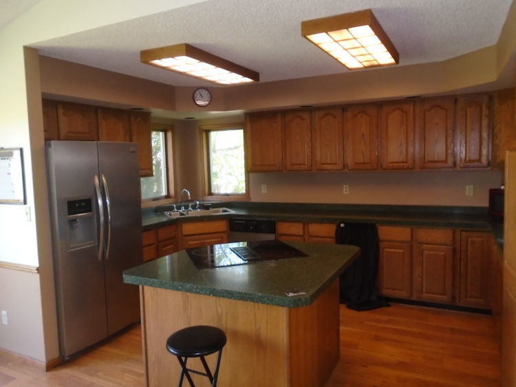 1333 Sunset Terrace Rochelle, IL 61068 - Photo 3 of 20
