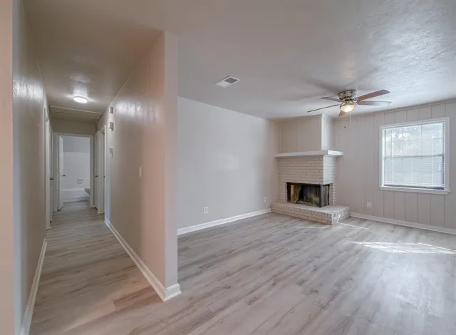 $2,095 | 3245 Whitney Drive West, Tallahassee, FL 32309