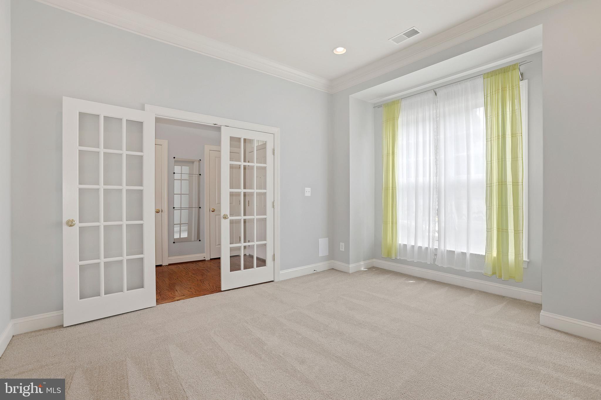 9160 Ribbon Falls Loop Bristow, VA 20136 - Photo 13 of 40 Gallery Image 13