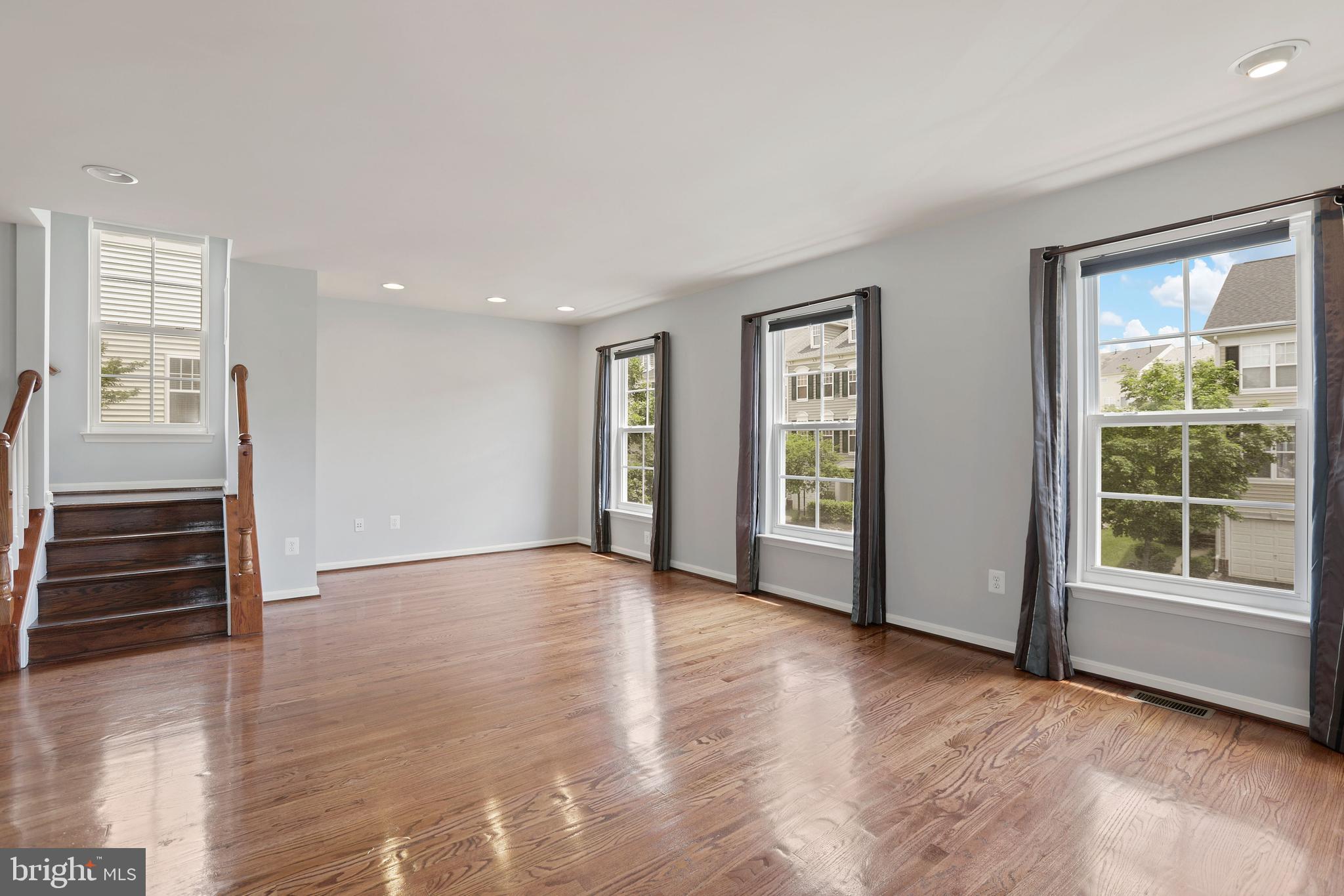 9160 Ribbon Falls Loop Bristow, VA 20136 - Photo 19 of 40 Gallery Image 19