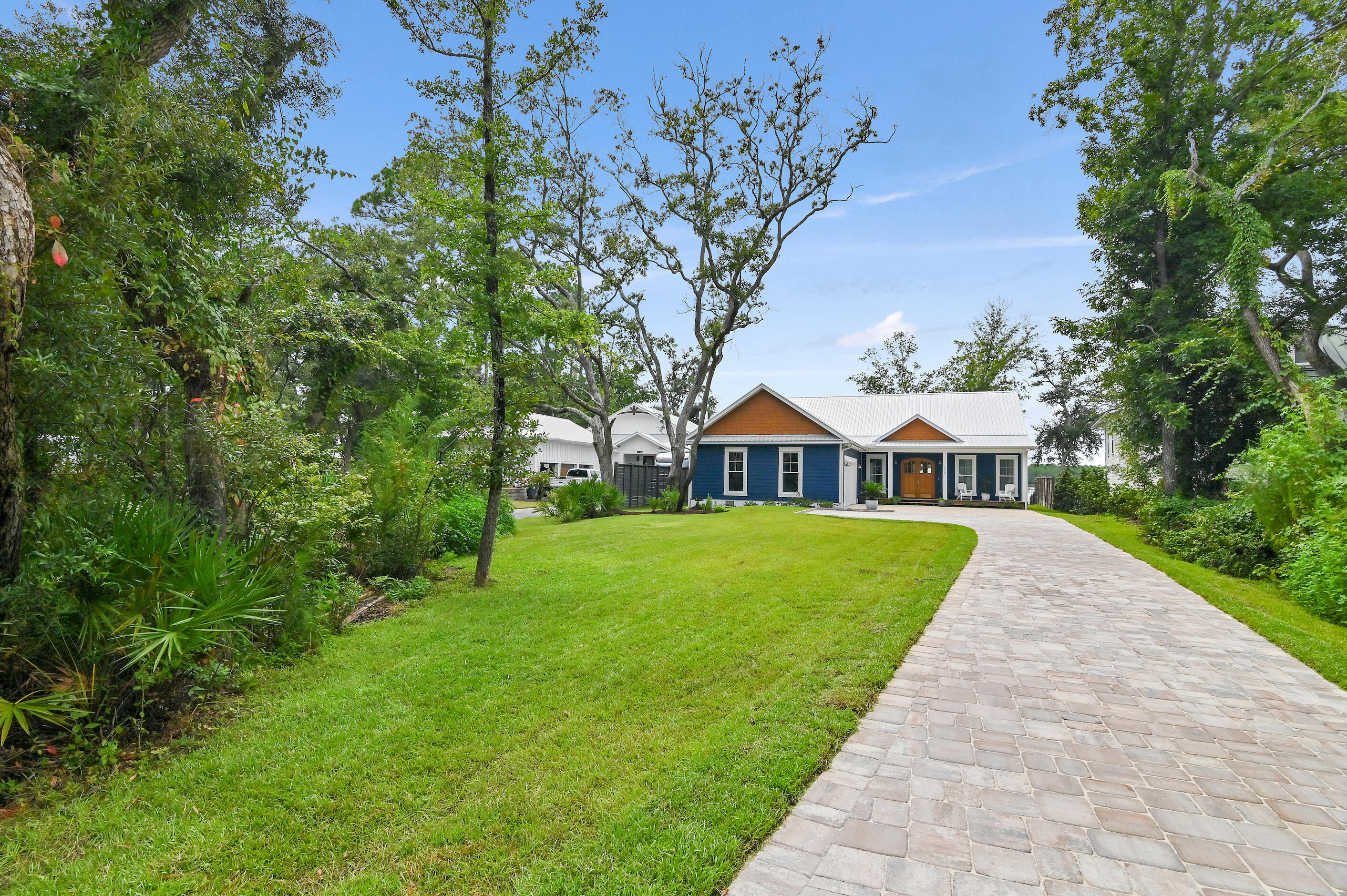 1430 Lagrange Road Freeport, FL 32439 - Photo 3 of 83 .